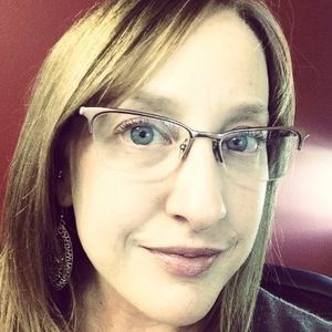 Meet your Posher, Janelle